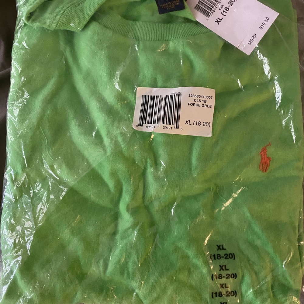 Boys polo shirt XL